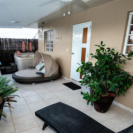 Apartmán Luxury Retreat With Private Jacuzzi And Mountain Views Free Parking Ponce Exteriér fotografie